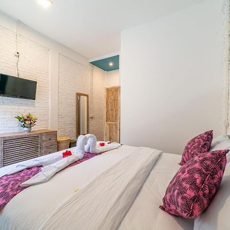 Euforia Guest House Canggu  Ngoại thất bức ảnh